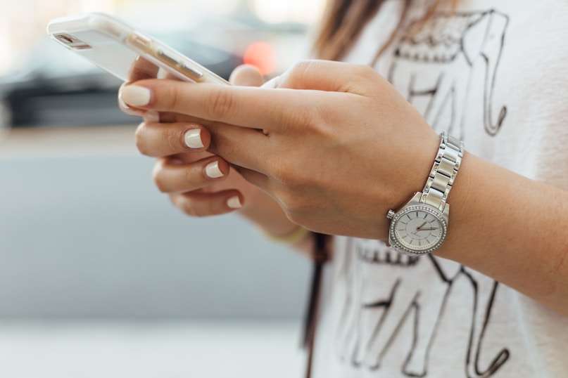 HVAC-klant plant online afspraak via smartphone bij DTS-Climate in Limburg